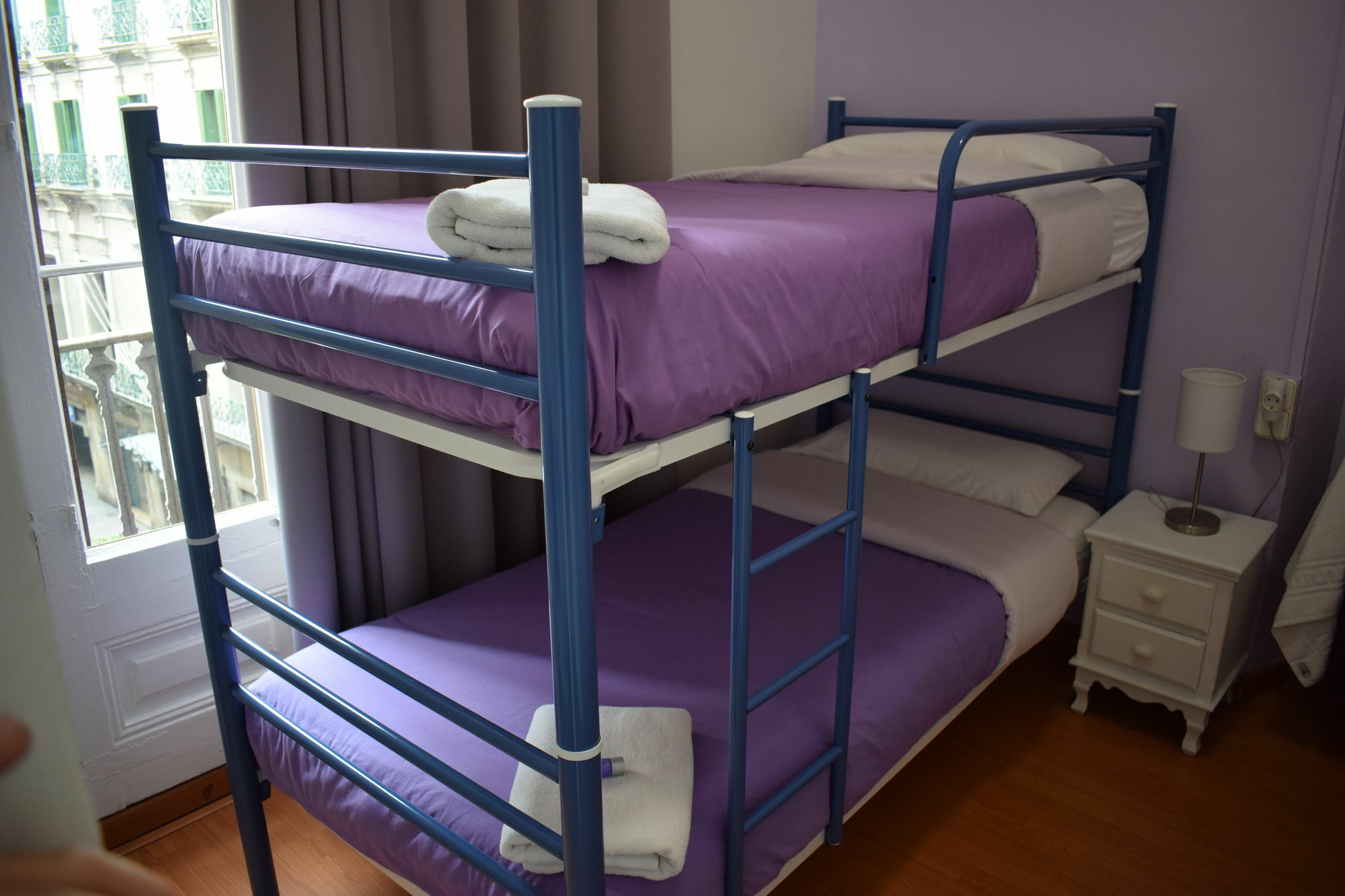 Hostal Mimi Las Ramblas Barcelona Exteriör bild